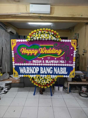 Papan Bunga di Cipinang Melayu